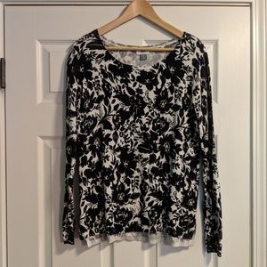 Old Navy Sweater